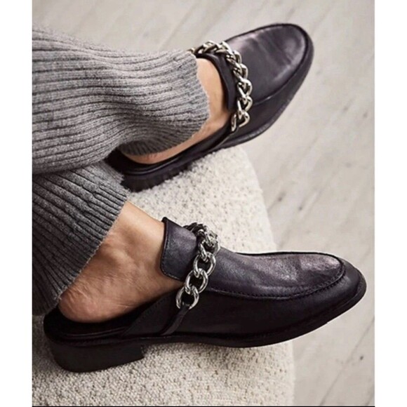 New FREE PEOPLE Vida Mules Loafers Fig Eggplant Deep Purple Leather Size 40 - Picture 1 of 14